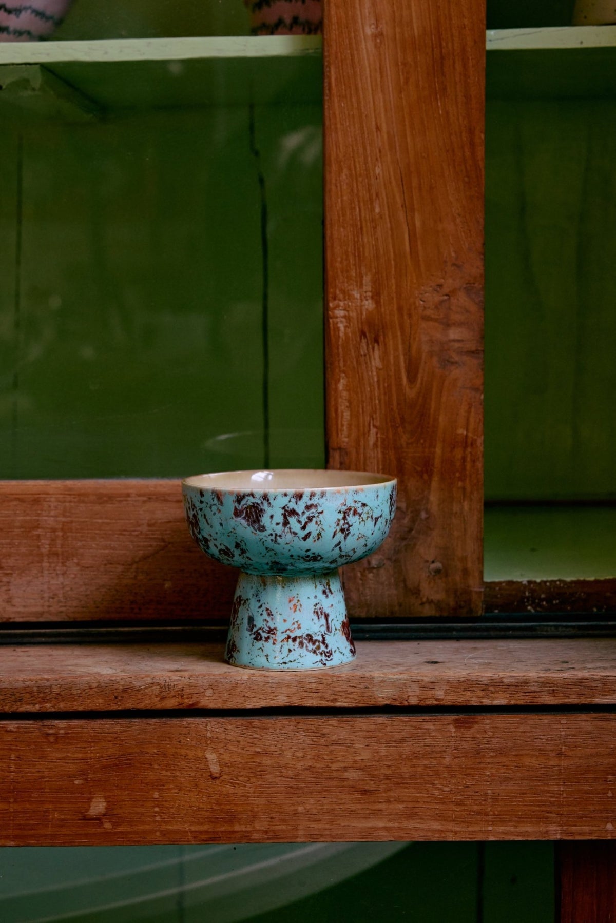70s ceramics: tapas bowl on base S patina - Urban nest