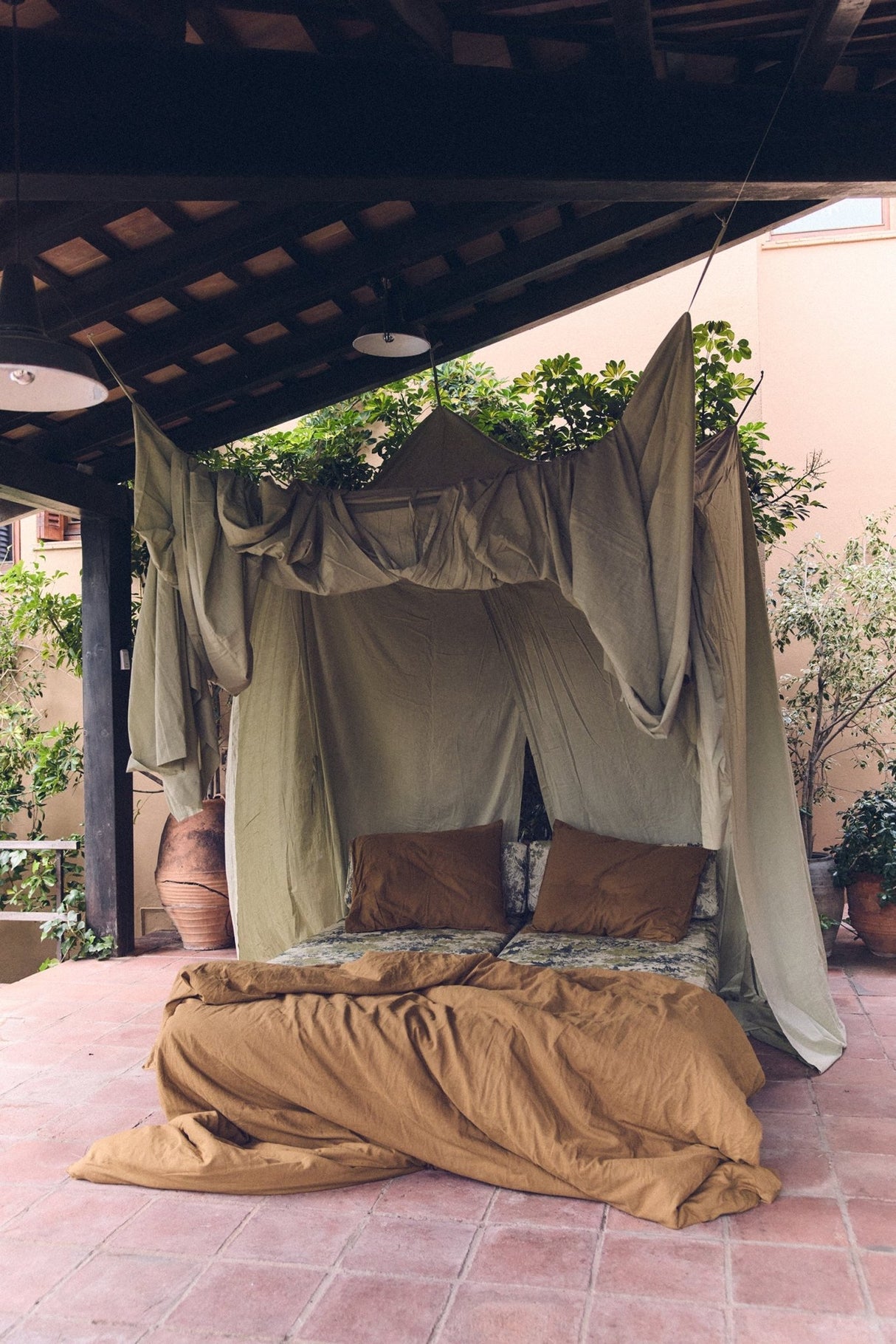 Bed canopy - Urban nest