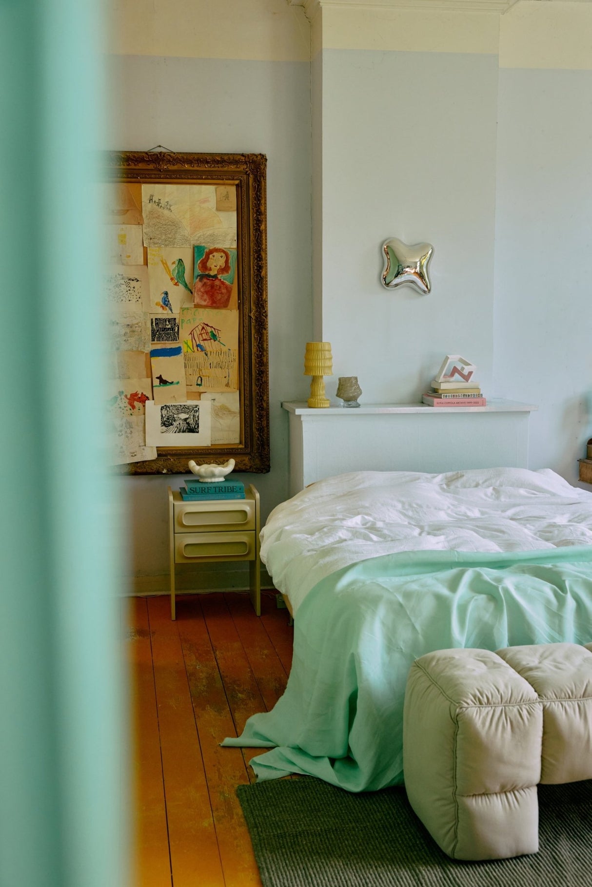 Brut textured glass vase, sage - Urban nest