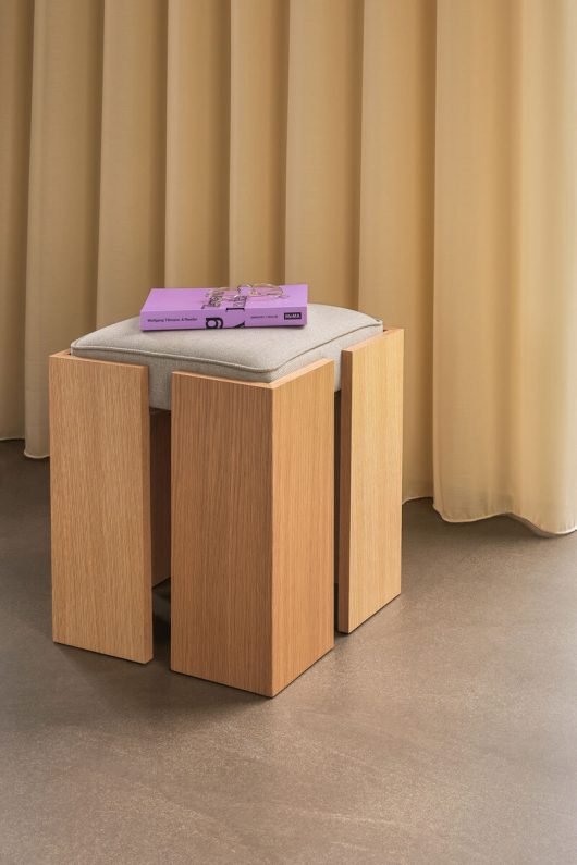 Forma stool - sand/natural - Urban Nest