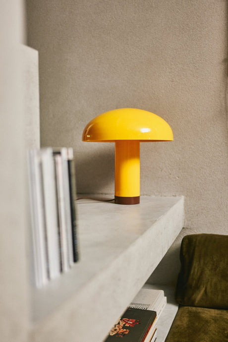Lounge table lamp butterscotch - Urban Nest