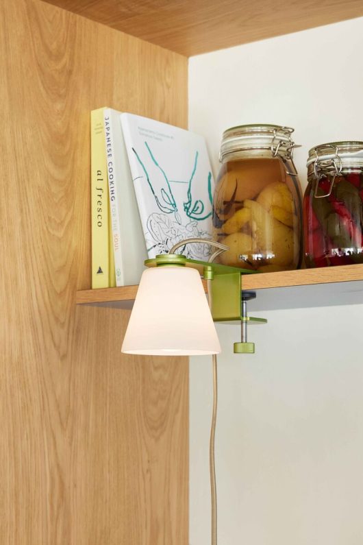 Lure wall light - Urban nest