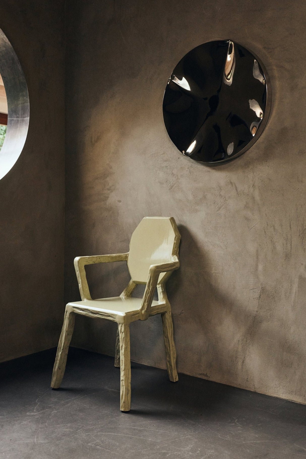 Medallion chair: Teun Zwets for HKLIVING - Urban nest