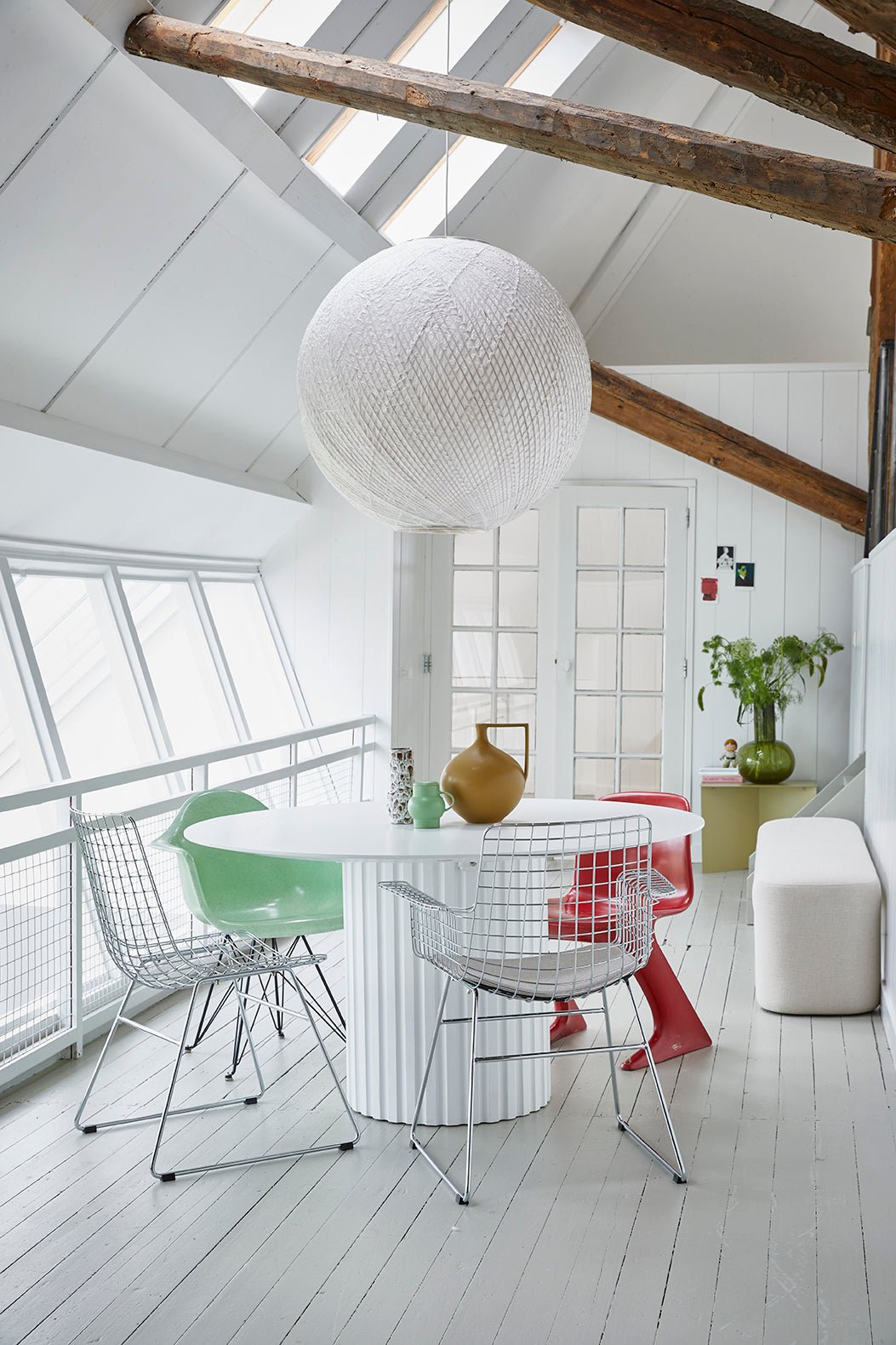 Metal wire chair with arms - silver - Urban nest