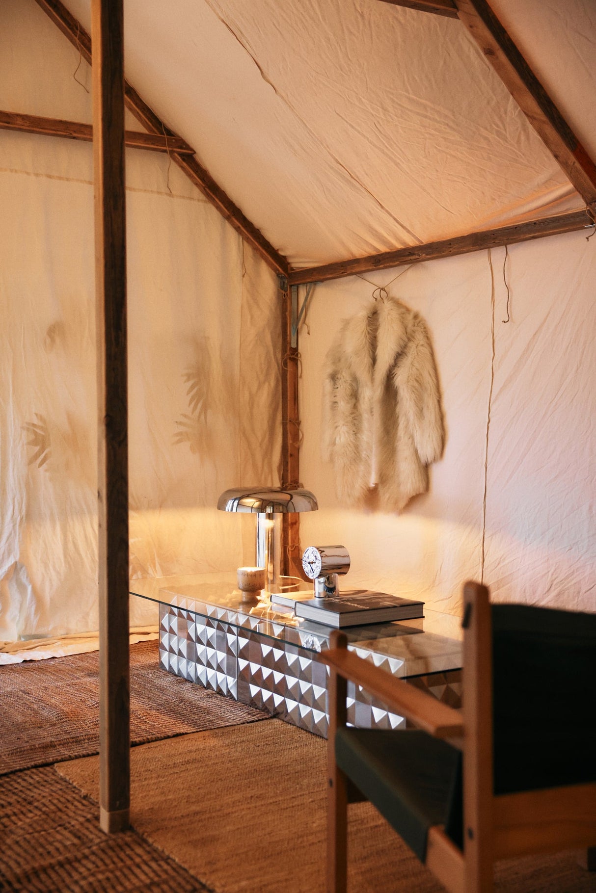 Mushroom table lamp - chrome - Urban nest