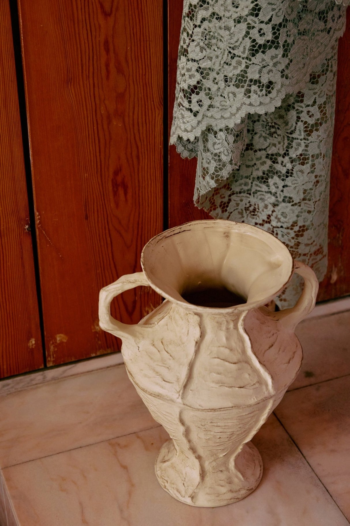 New classics: vase cream - Urban nest