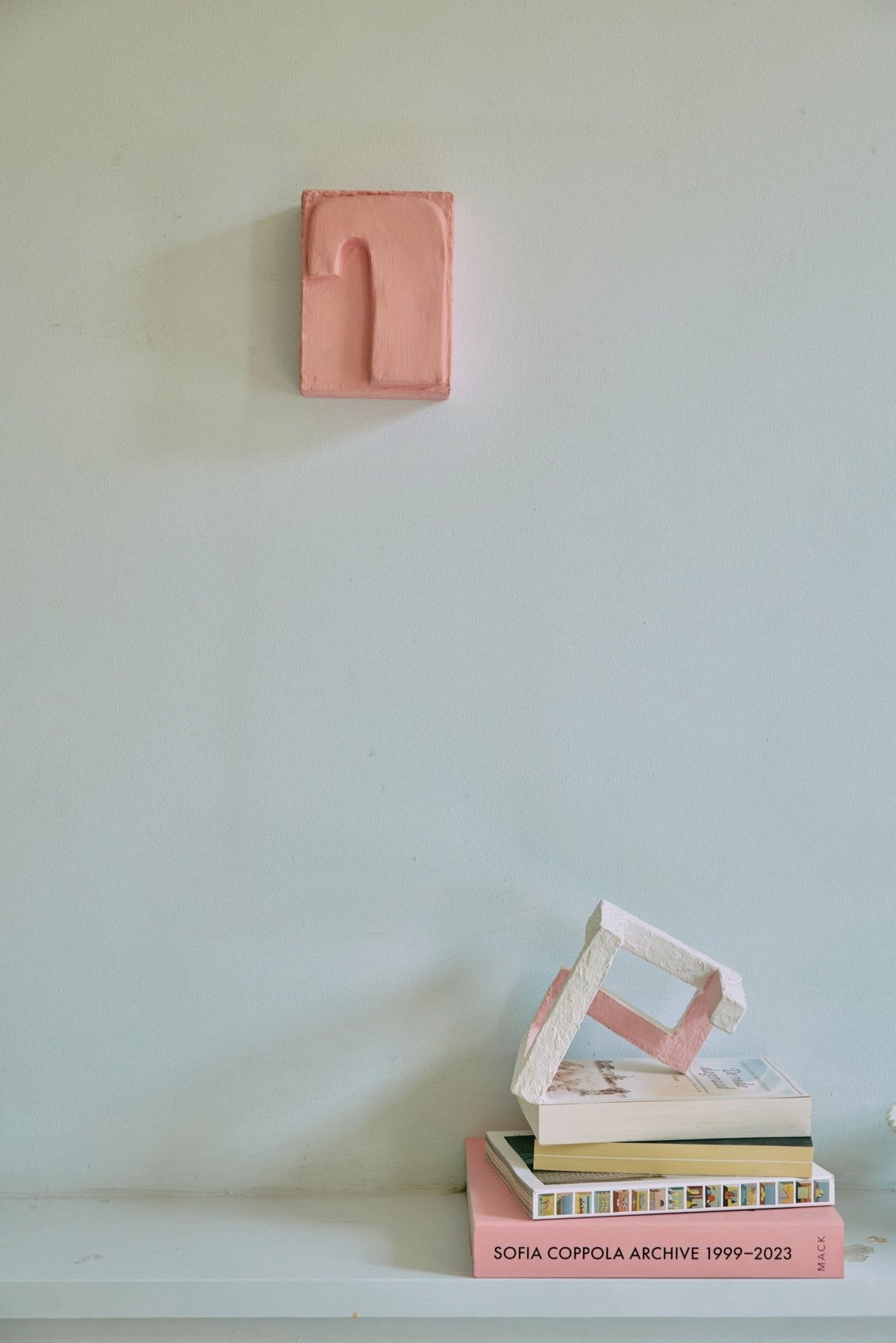 Pocket exhibit, Crave - Urban nest