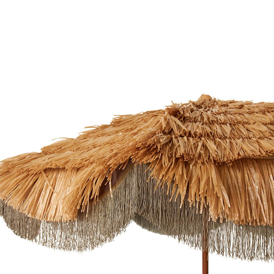 Serengeti umbrella - Urban nest