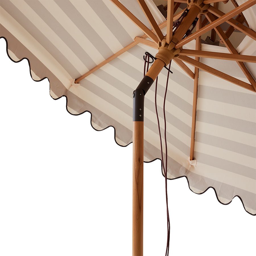 Striped patio umbrella stracciatella - Urban nest