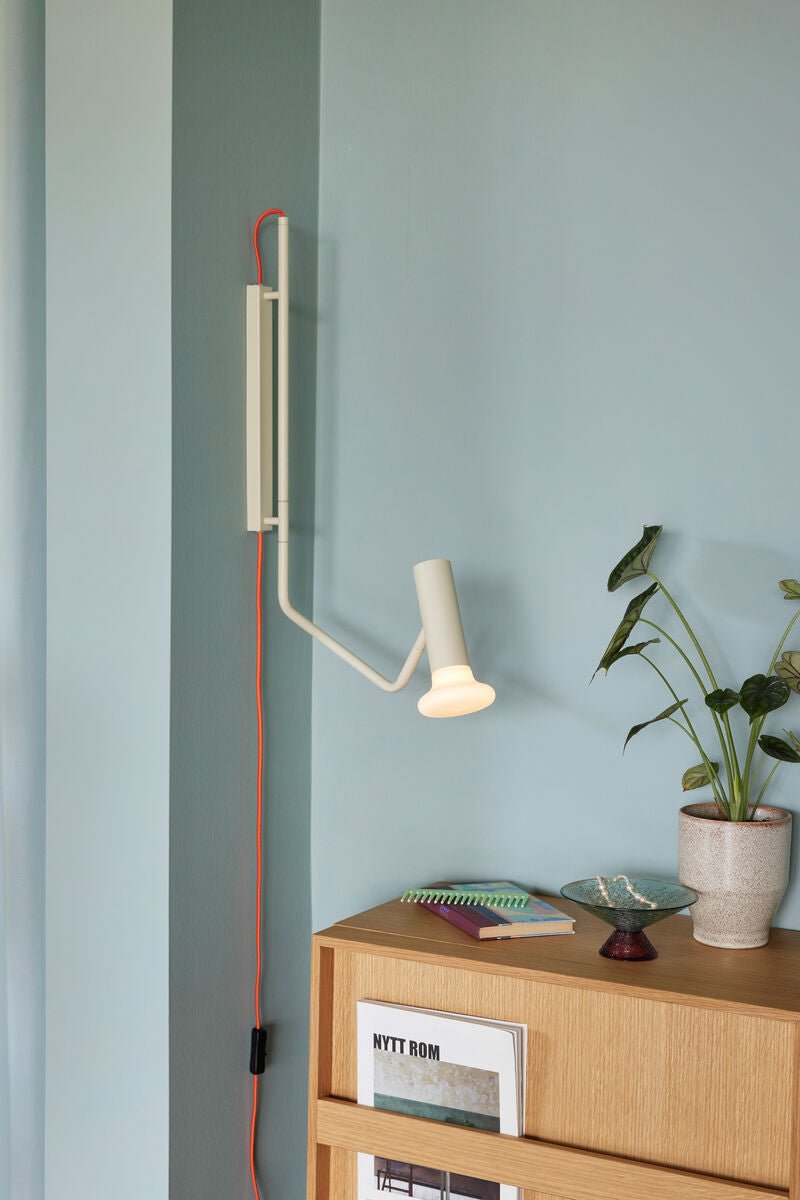 Wally wall light - Urban Nest