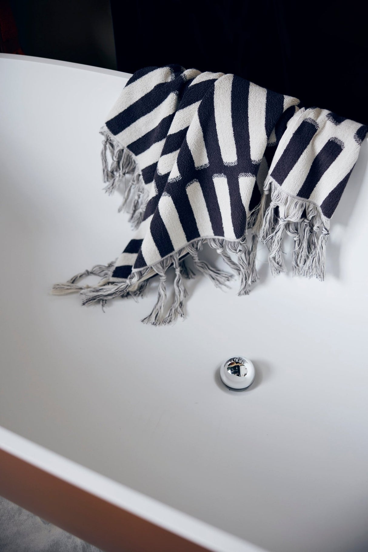 Bath Towel 1991 (70X140cm) - Urban Nest