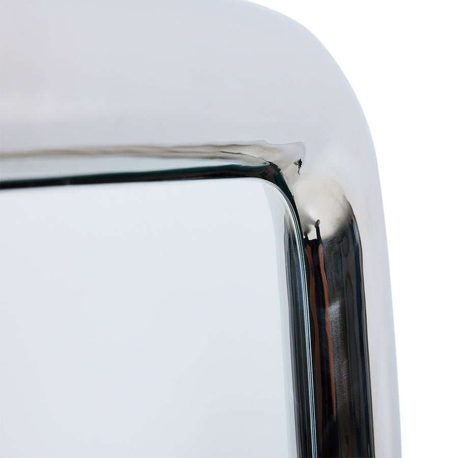 Chubby standing chrome mirror - Urban Nest