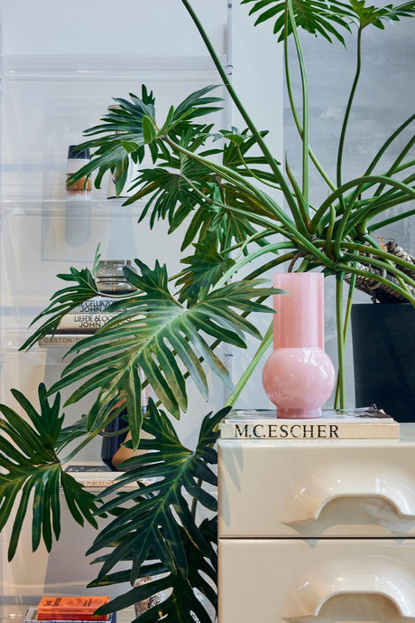 Glass vase flamingo pink - Urban Nest