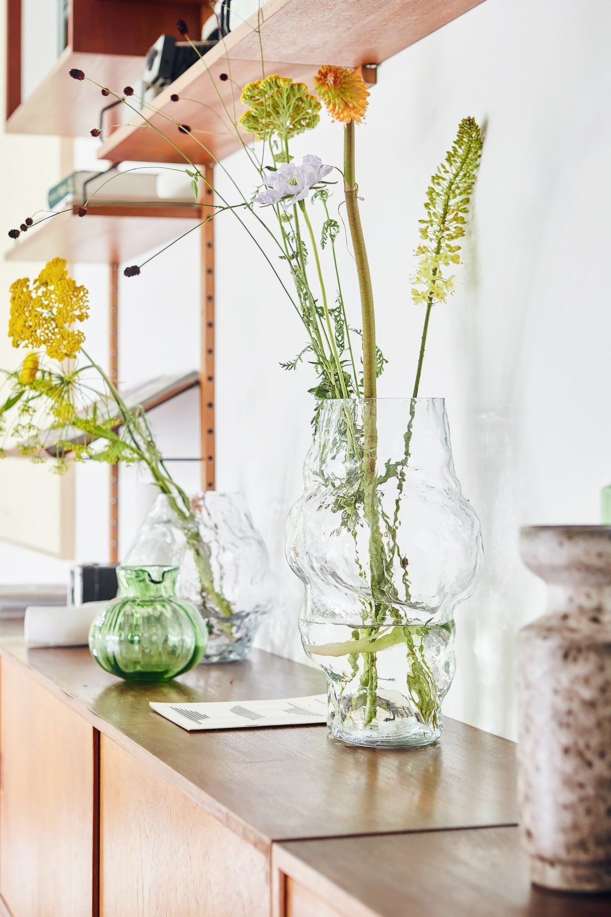 HK objects: cloud vase - clear glass | high - Urban Nest