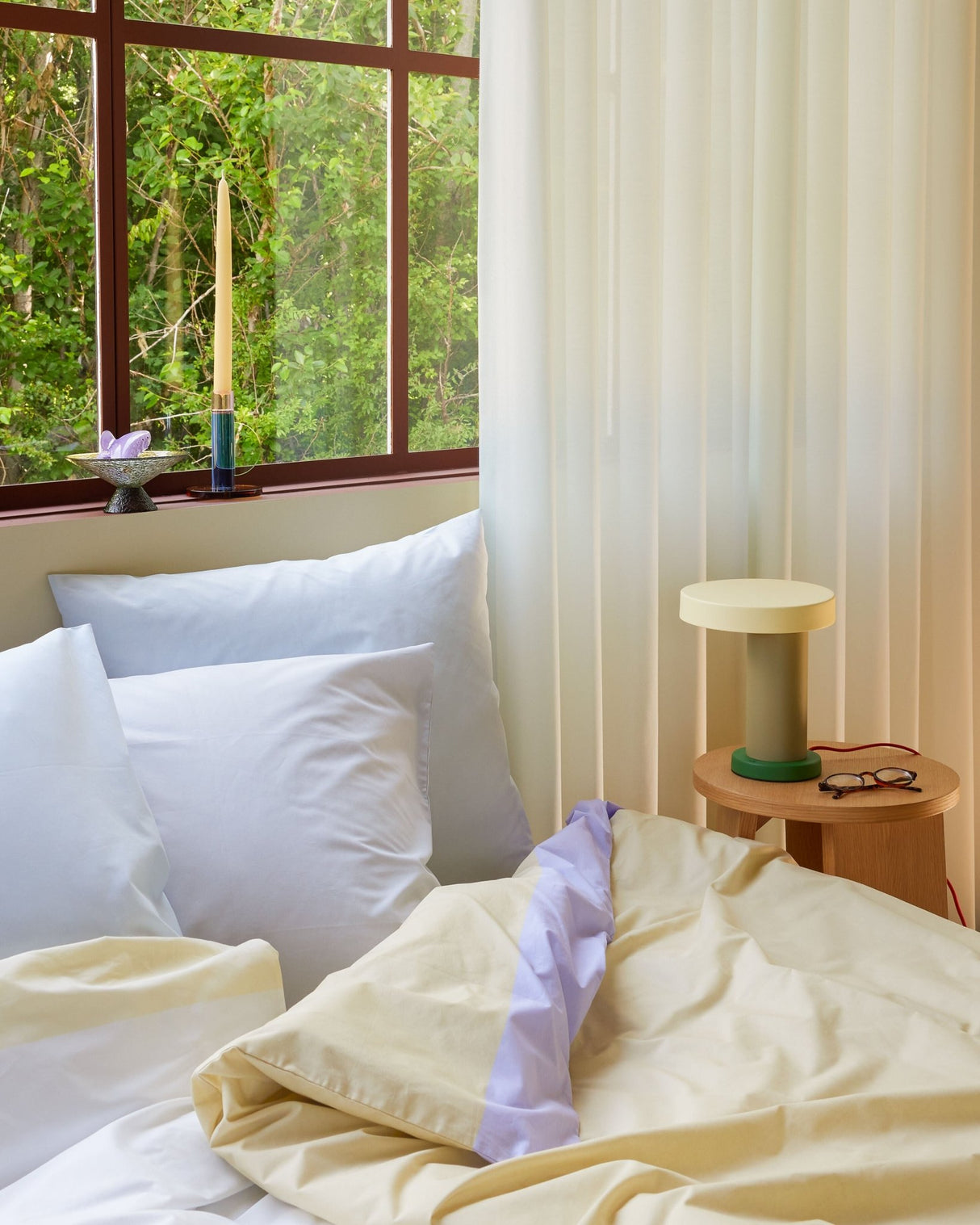 Magic Table Lamp Green/Olive - Urban Nest