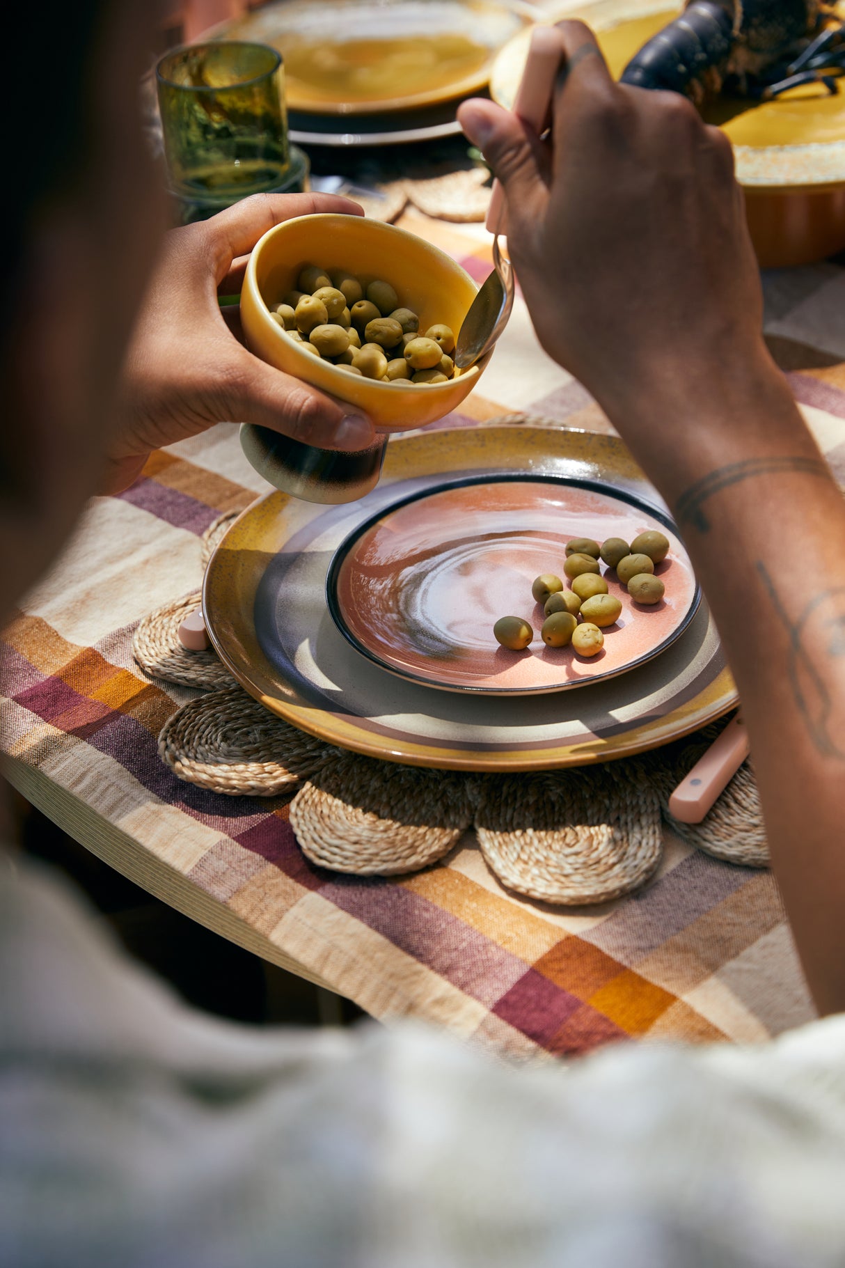 70s ceramics: tapas bowl on base S sunshade