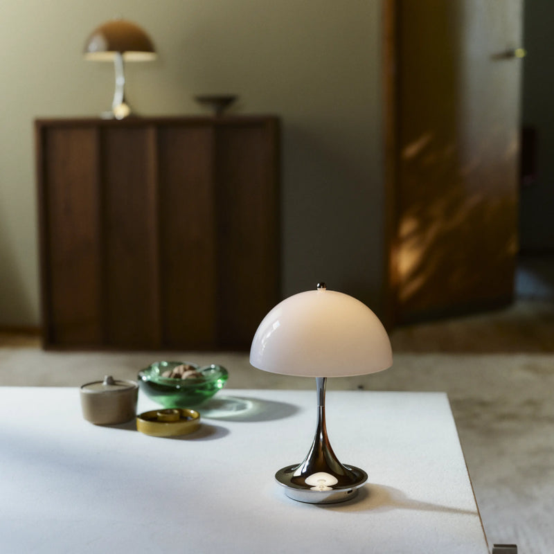 Panthella 160 chrome portable lamp | The originals