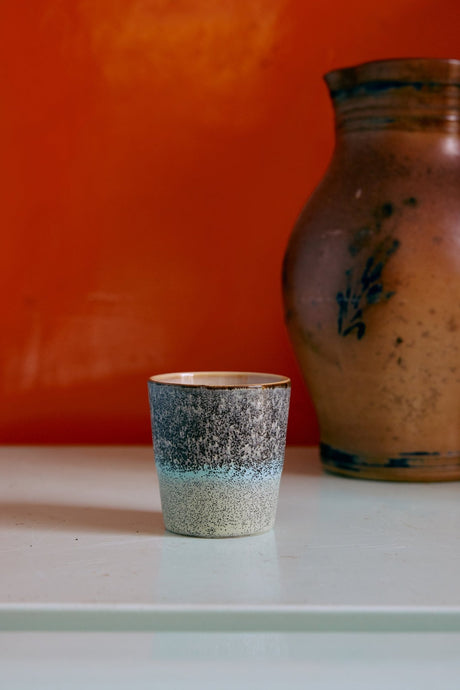 70s ceramics: coffee mugs - surreal (set of 6) - Urban nest