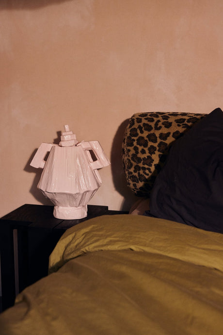 Amfora vase lilac: Teun Zwets x HKLIVING - Urban nest