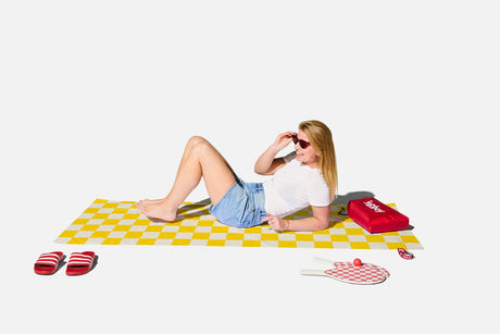 Beach baggy towel with pillow (XL) - chess corn yellow - Urban nest