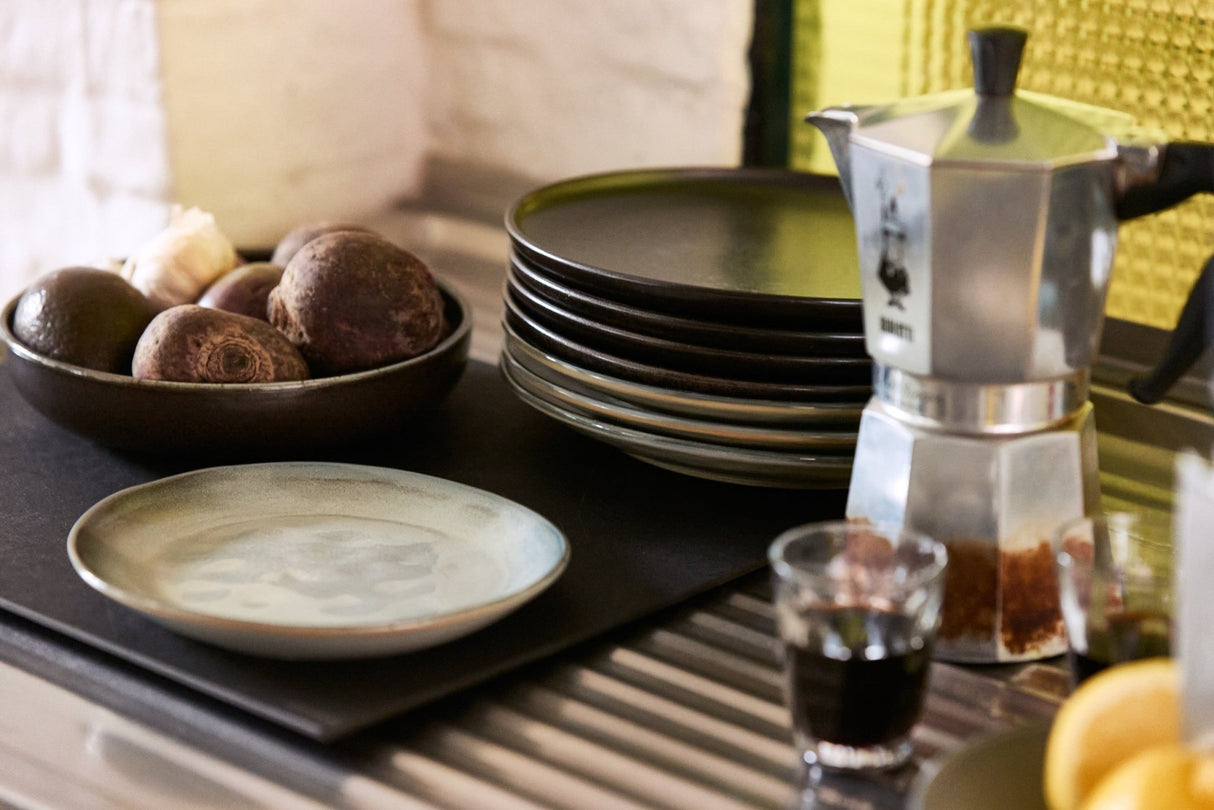 Chef ceramics: dinner plate - rustic black - Urban nest