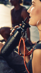 Dopper insulated (580 ml) - blazing black x flip straw - Urban nest