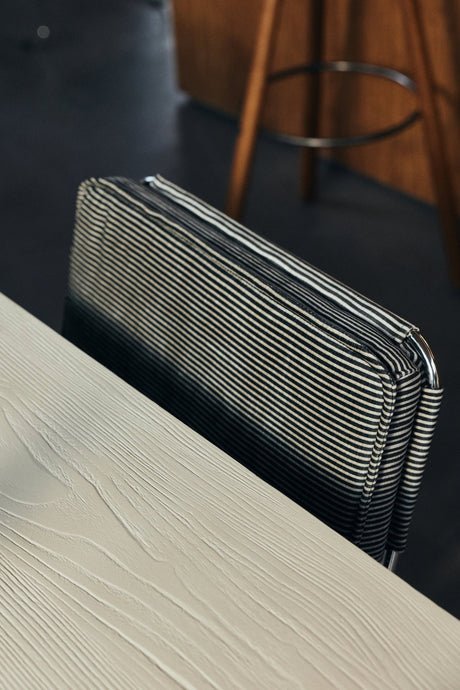 Endless dining chair - Urban nest