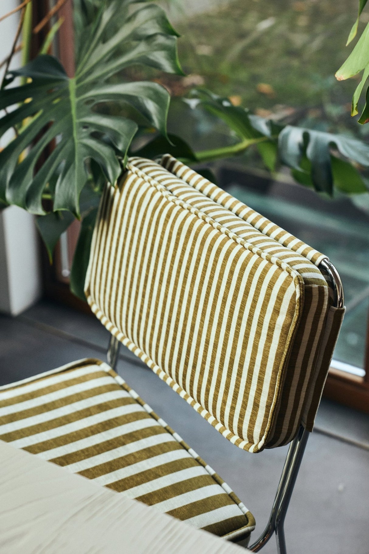 Endless dining chair - Urban nest