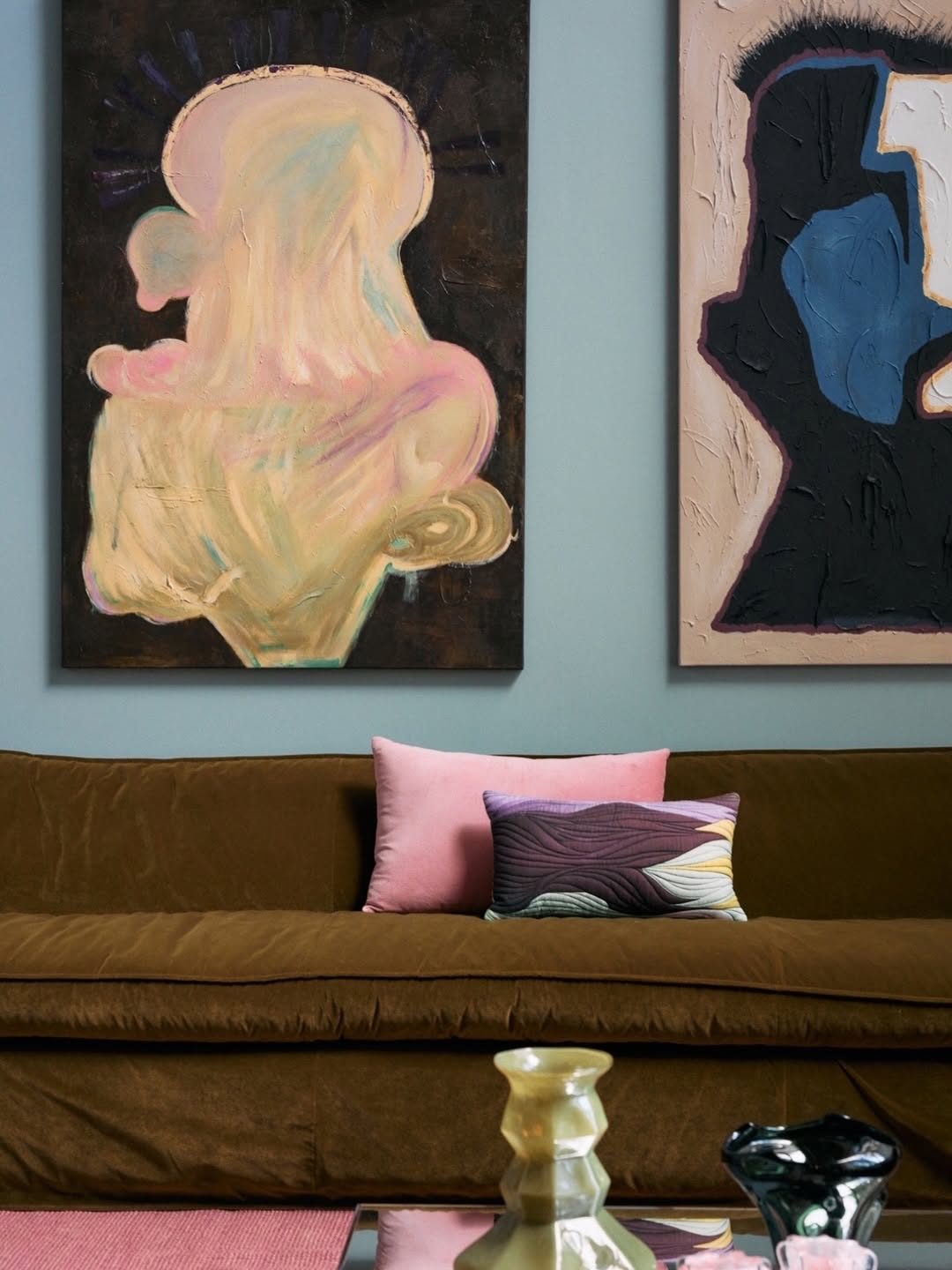 Framed artwork - "Pappagallo" by Gabriella Ferrero - Urban nest