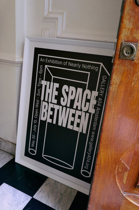 Framed poster, between space - Urban nest