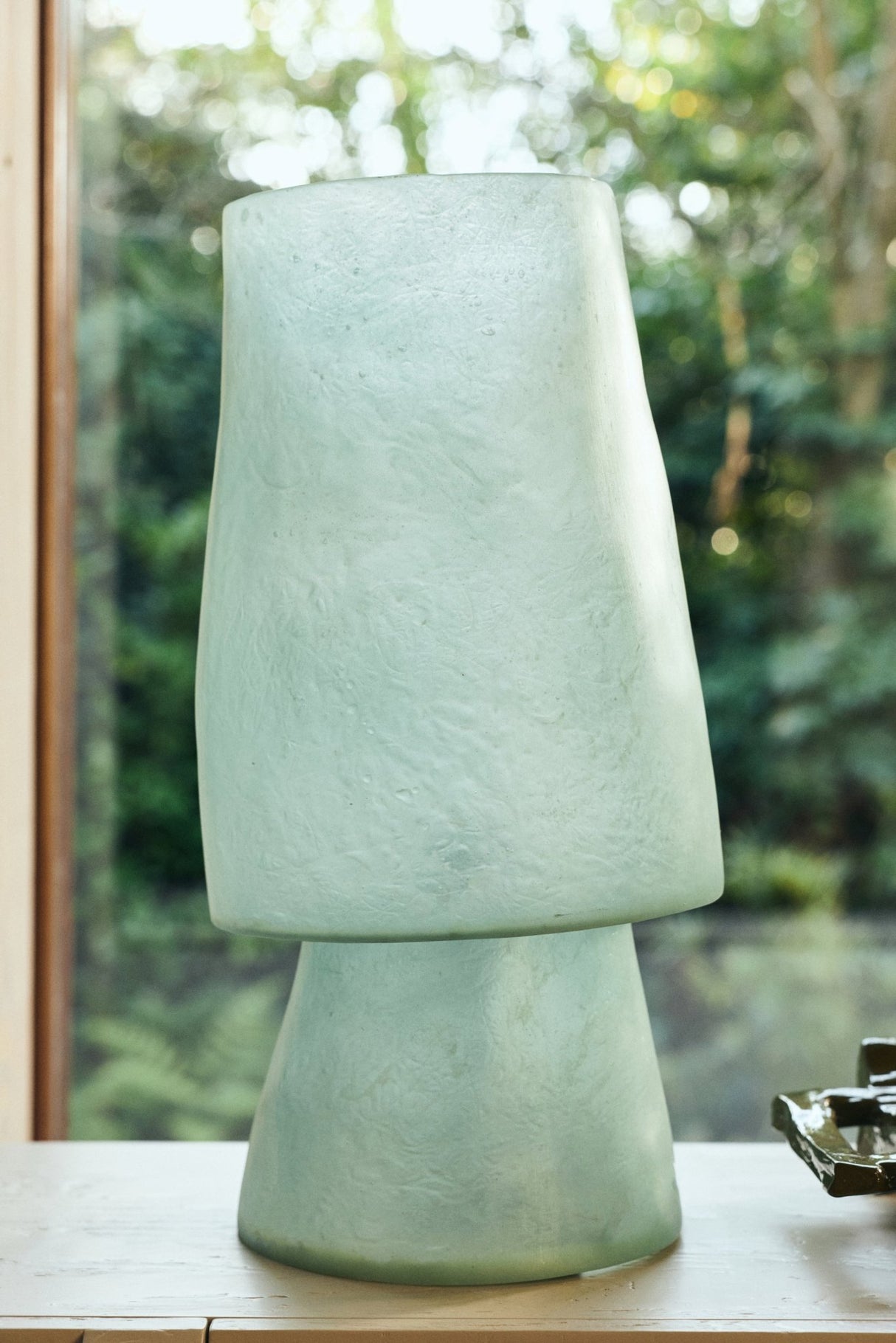Glassfiber table lamp - petrol blue - Urban nest