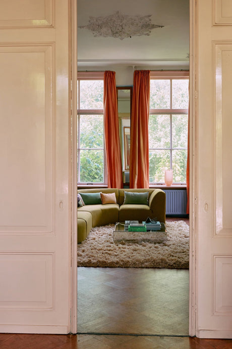 High vase, peach - Urban nest