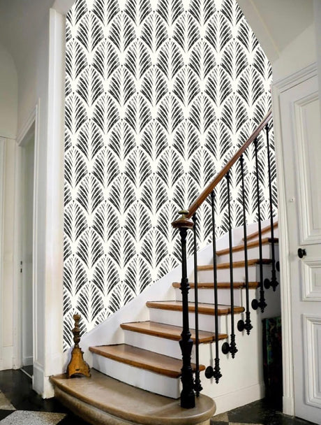 Isabelle watercolor leaves wallpaper - Urban nest