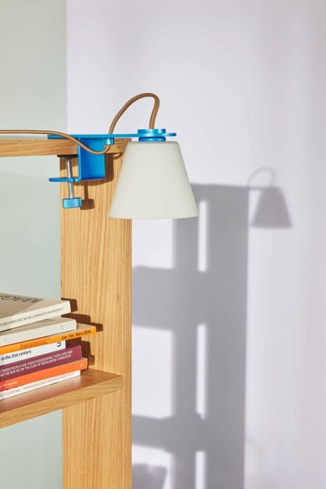 Lure wall light - Urban nest