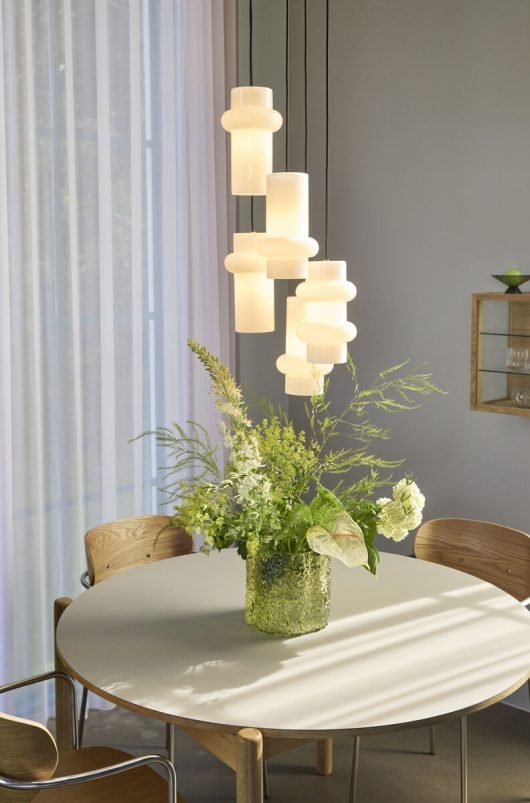 Oblique dining table round - Urban nest