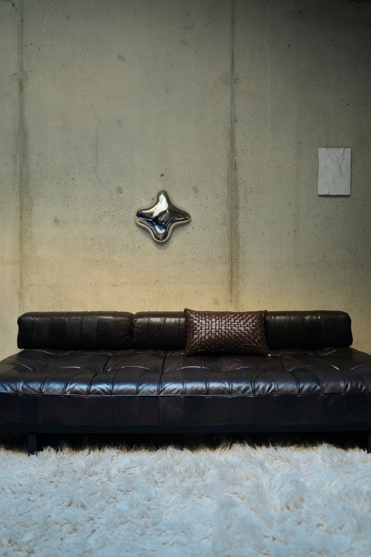 Orb wall sculpture chrome - Urban nest