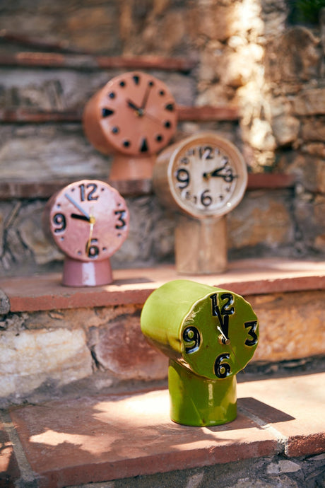 Retro ceramic clock - olive - Urban nest