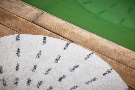 Round bath mat swirl - Urban Nest