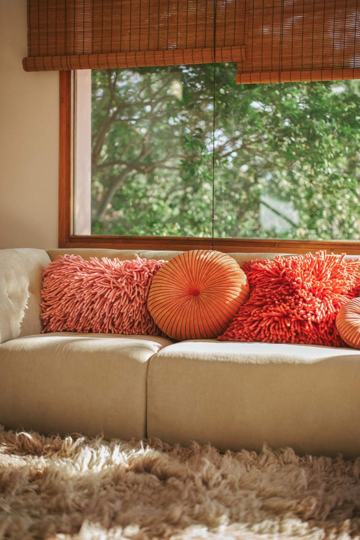 Rugged woolen cushion pink - Urban nest