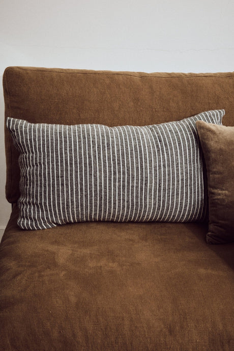 Striped cushion monochrome - Urban nest