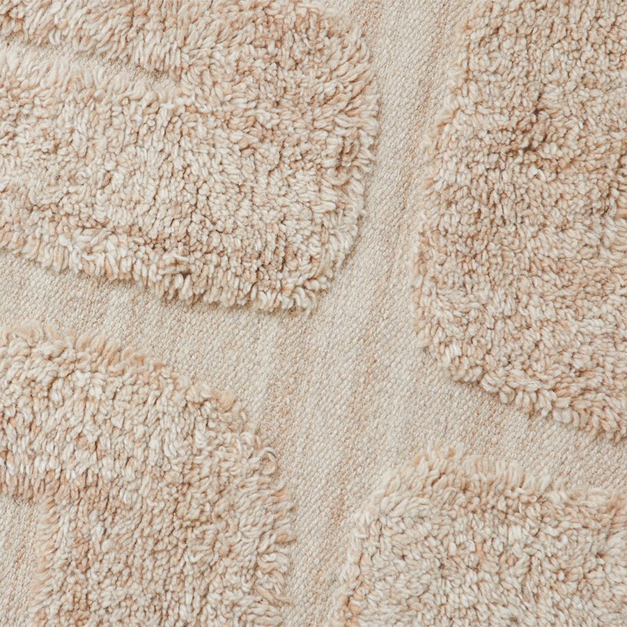 Tufted rug limestone - Urban nest