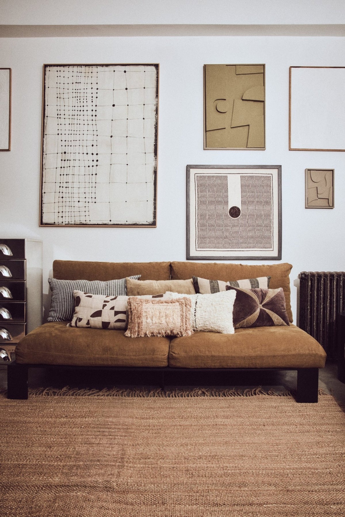Velvet brown cushion - Urban nest