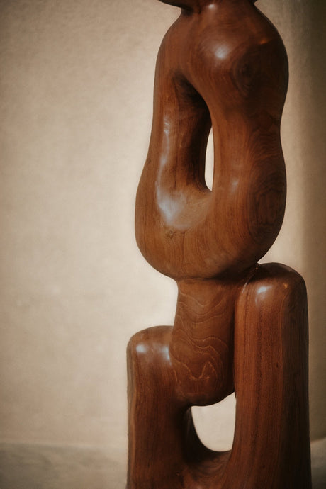 Vertigo art sculpture & base - Urban Nest