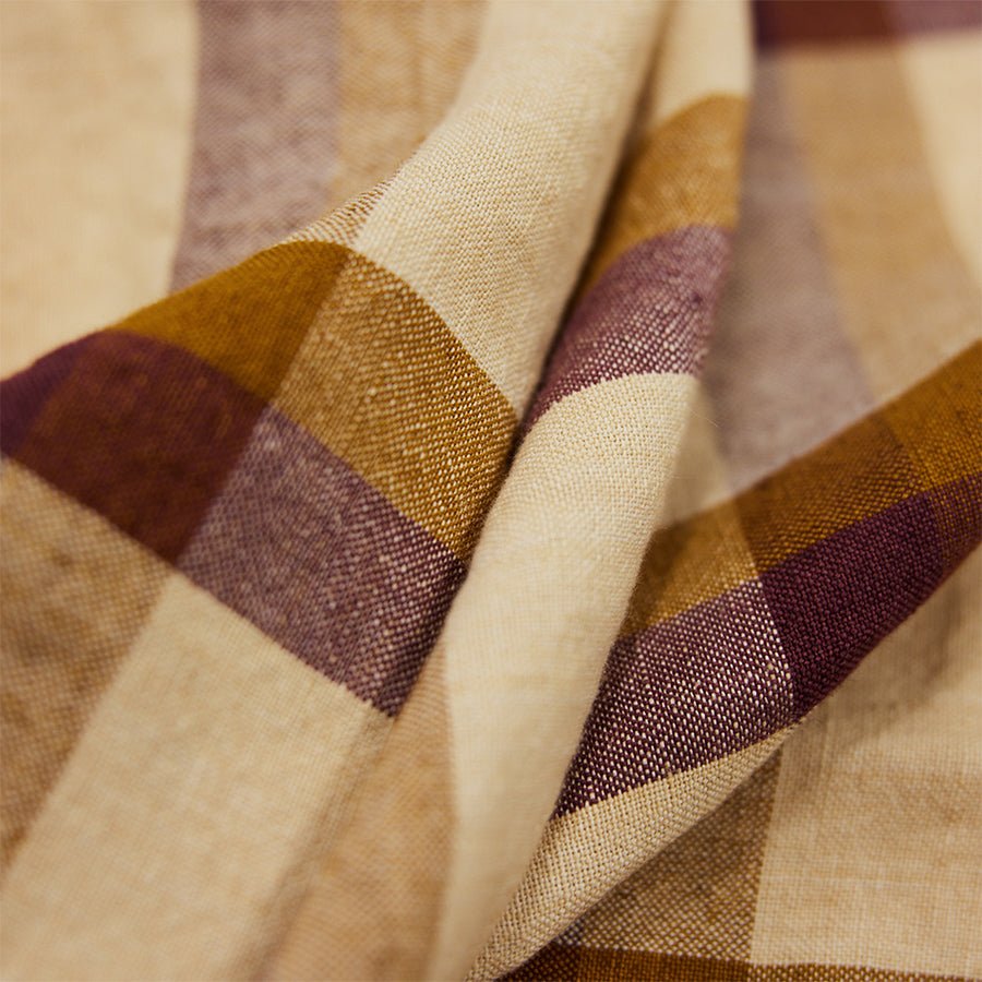 Vida check table cloth chestnut/cream (140x220cm) - Urban nest