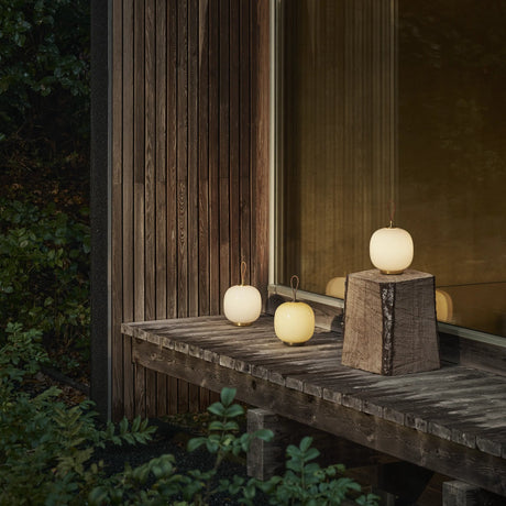 VL 45 radiohus portable lamp - Urban nest