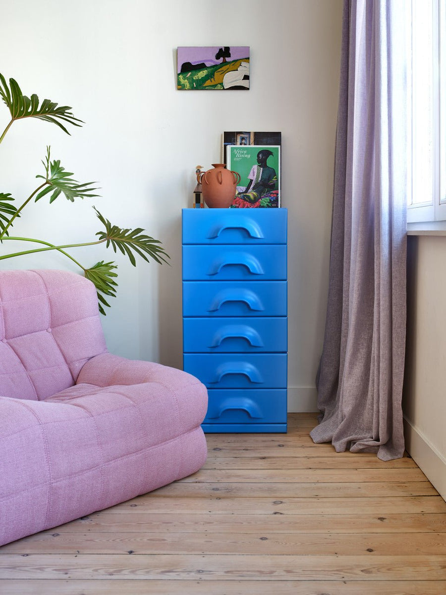 Chest of 6 drawers - bright blue - Urban Nest