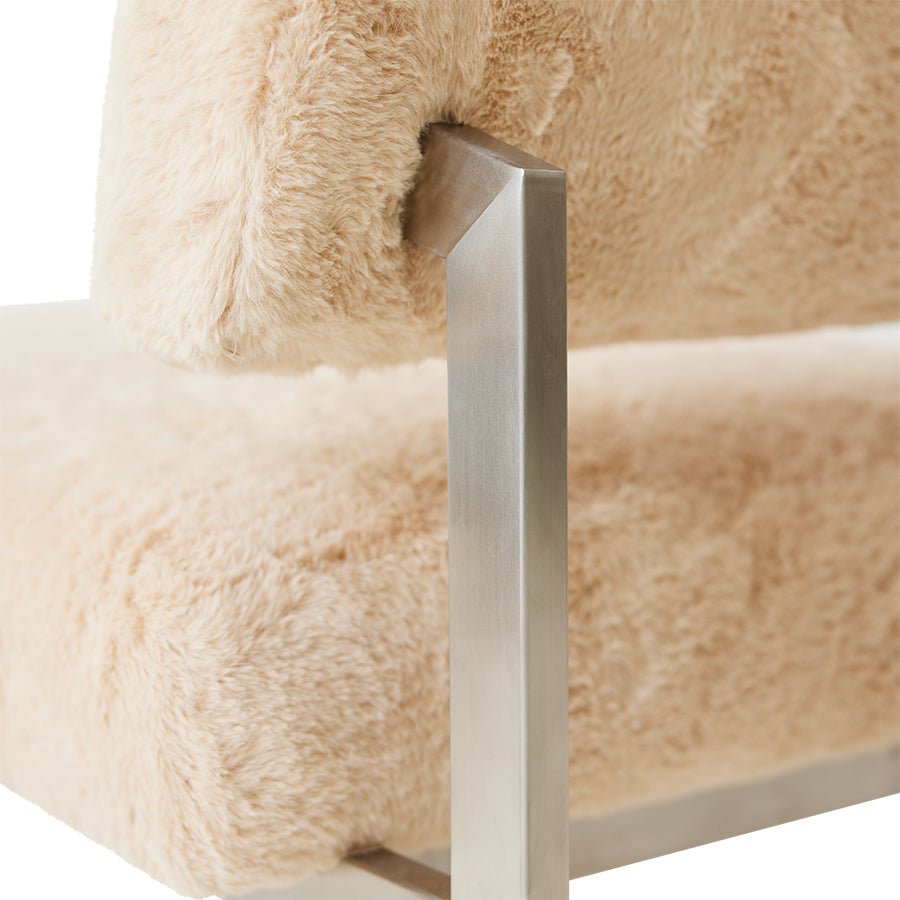 Furry fauteuil - champagne - Urban Nest