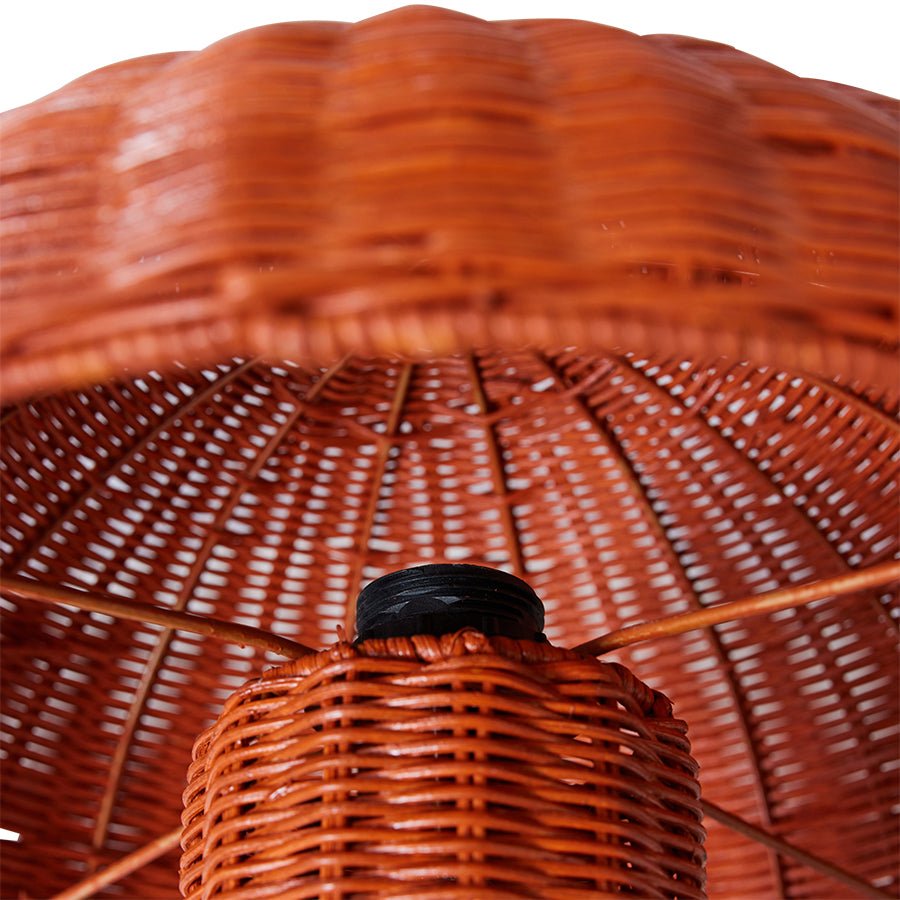 Rattan table lamp - coral - Urban Nest